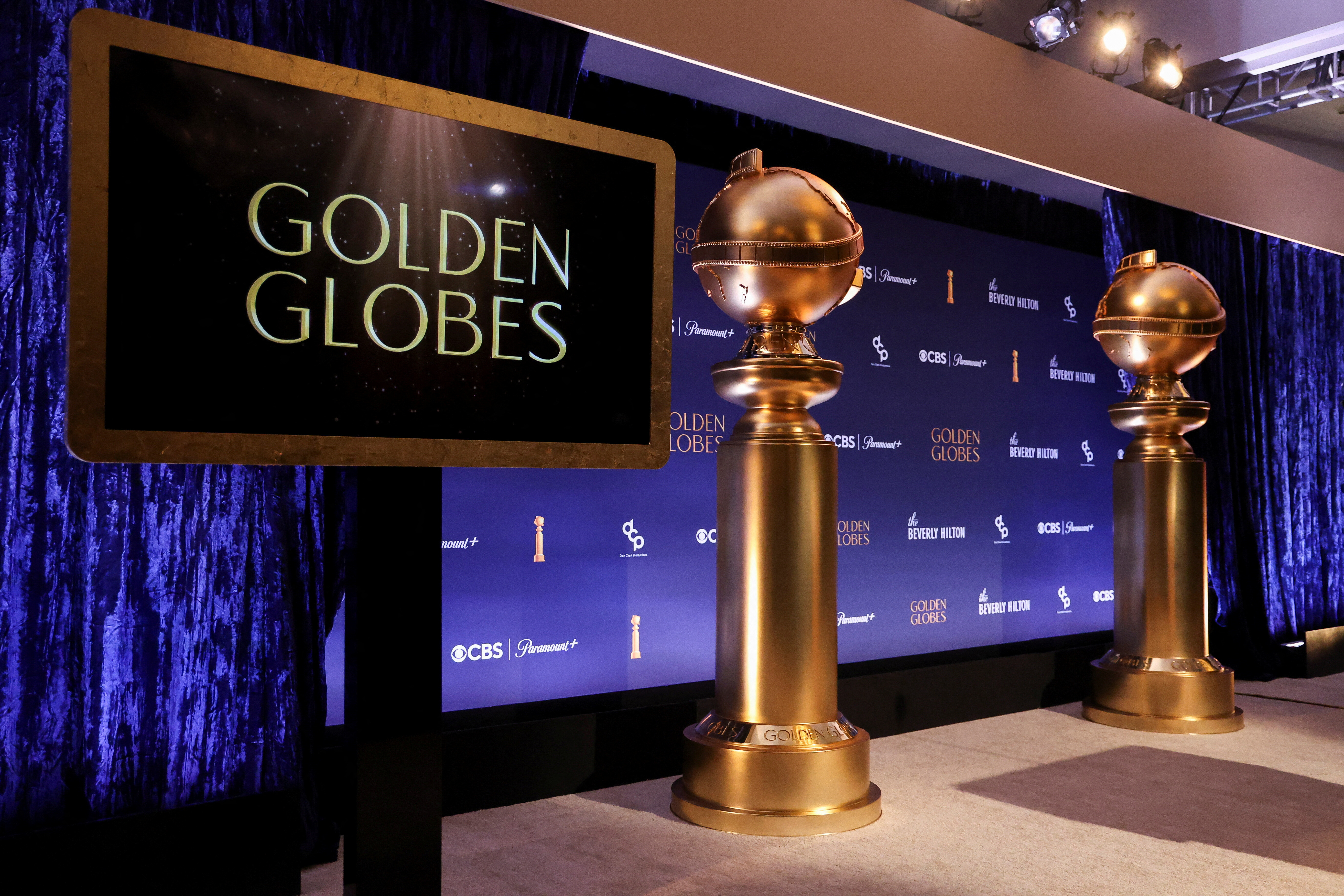Who Is Hosting The Golden Globes 2025 Marna Jasmine